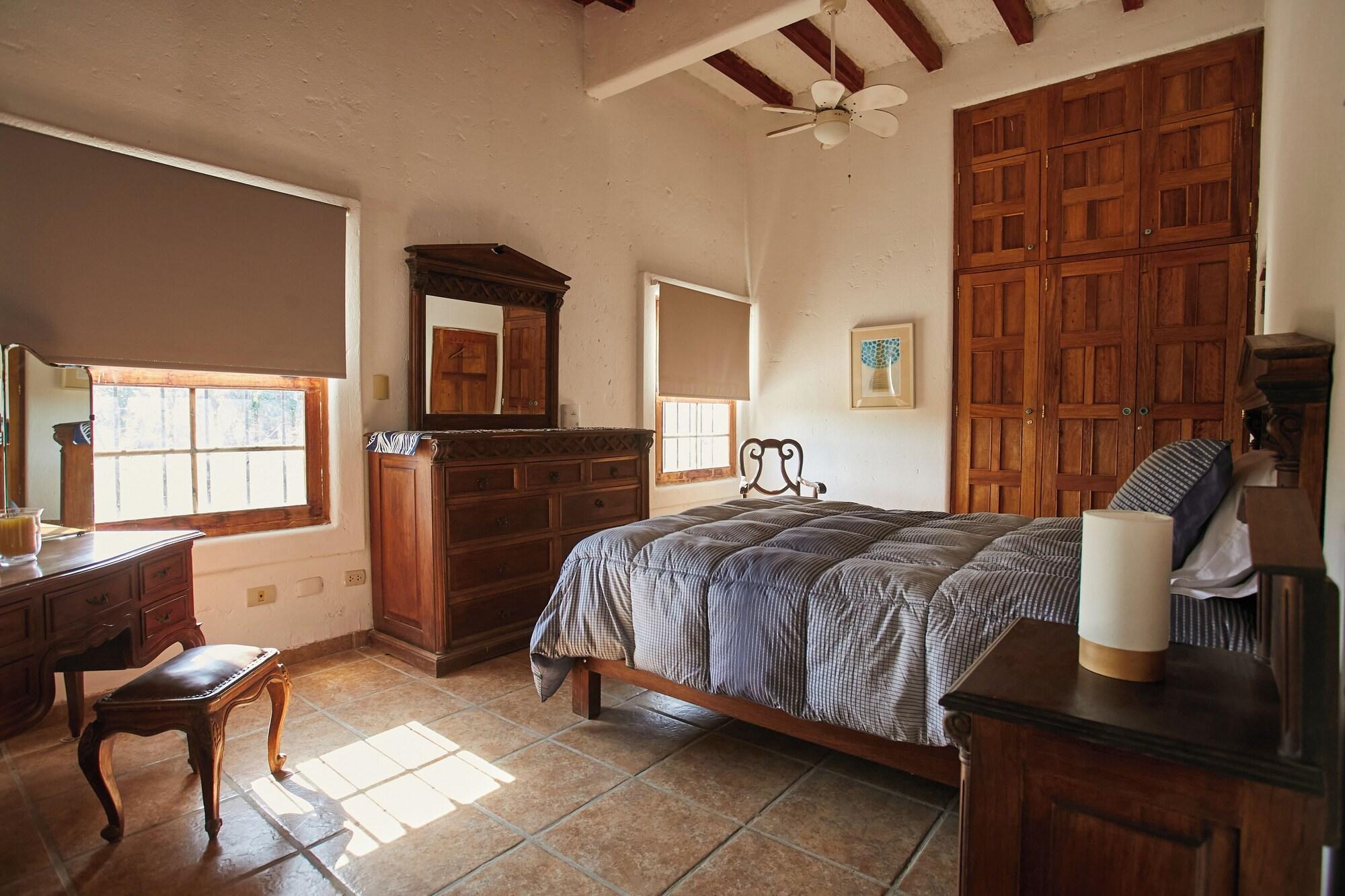 Habitación Nature Retreat 4BR with Pool in Cañete