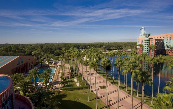 Walt Disney World Swan