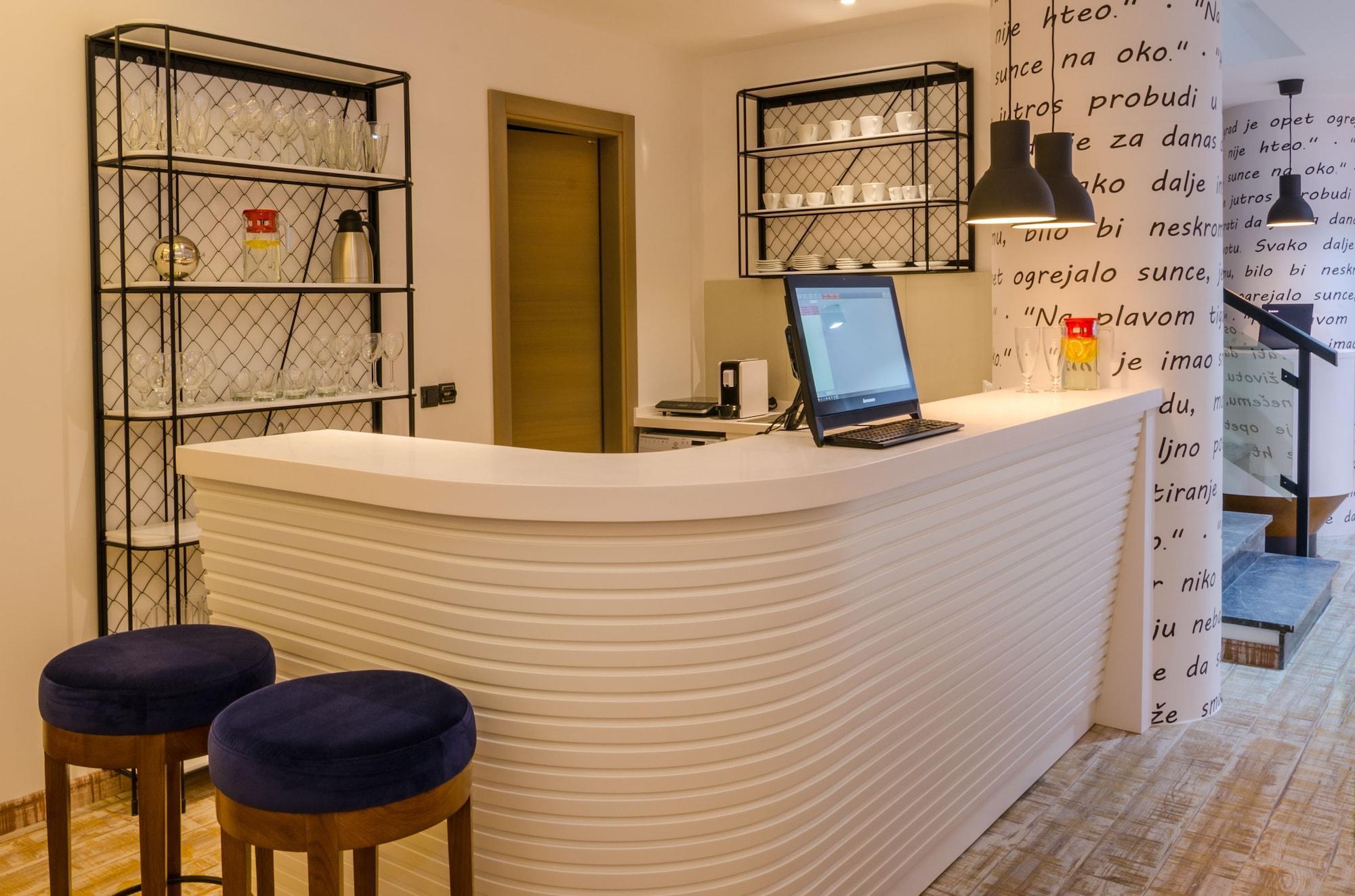 Bar/Salón Hotel Passport Garni