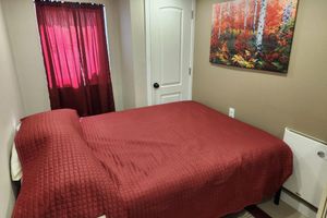 Alquiler Vacacional - Cozy Basement Suite Near Downtown (Non-Smoking)