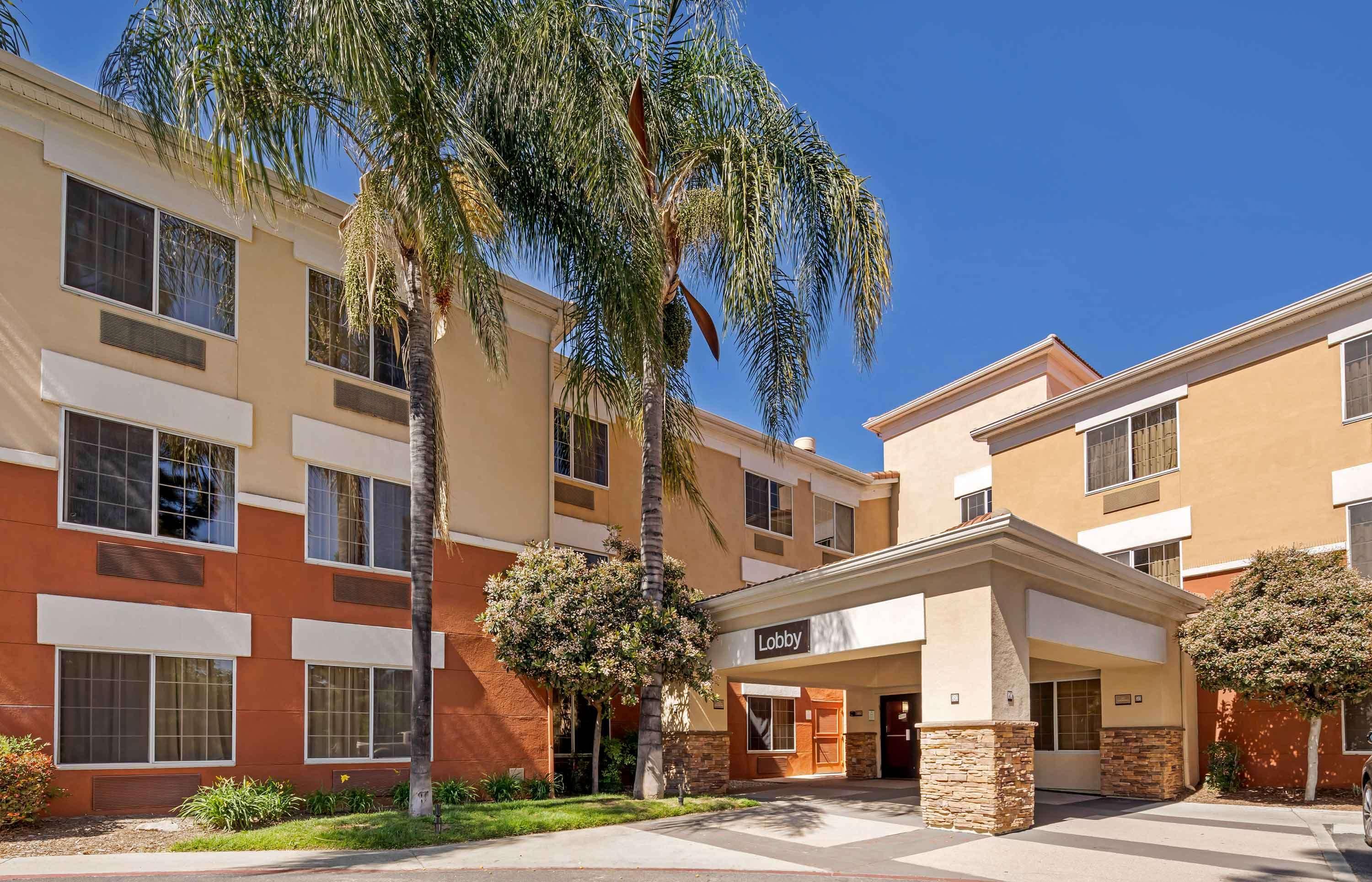 Vista Exterior Extended Stay America Suites Los Angeles Glendale