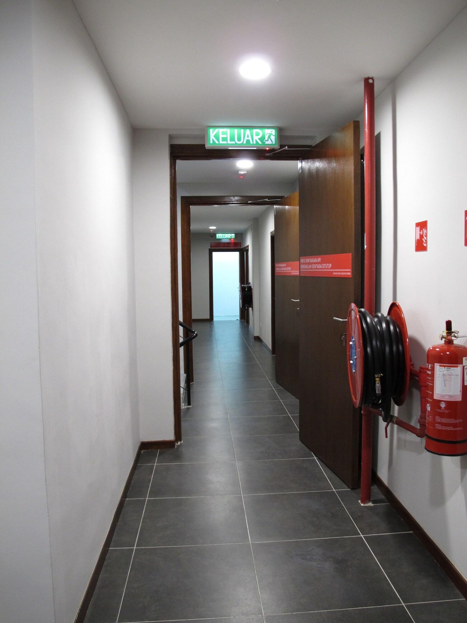 Varios Hotel Sukaramai