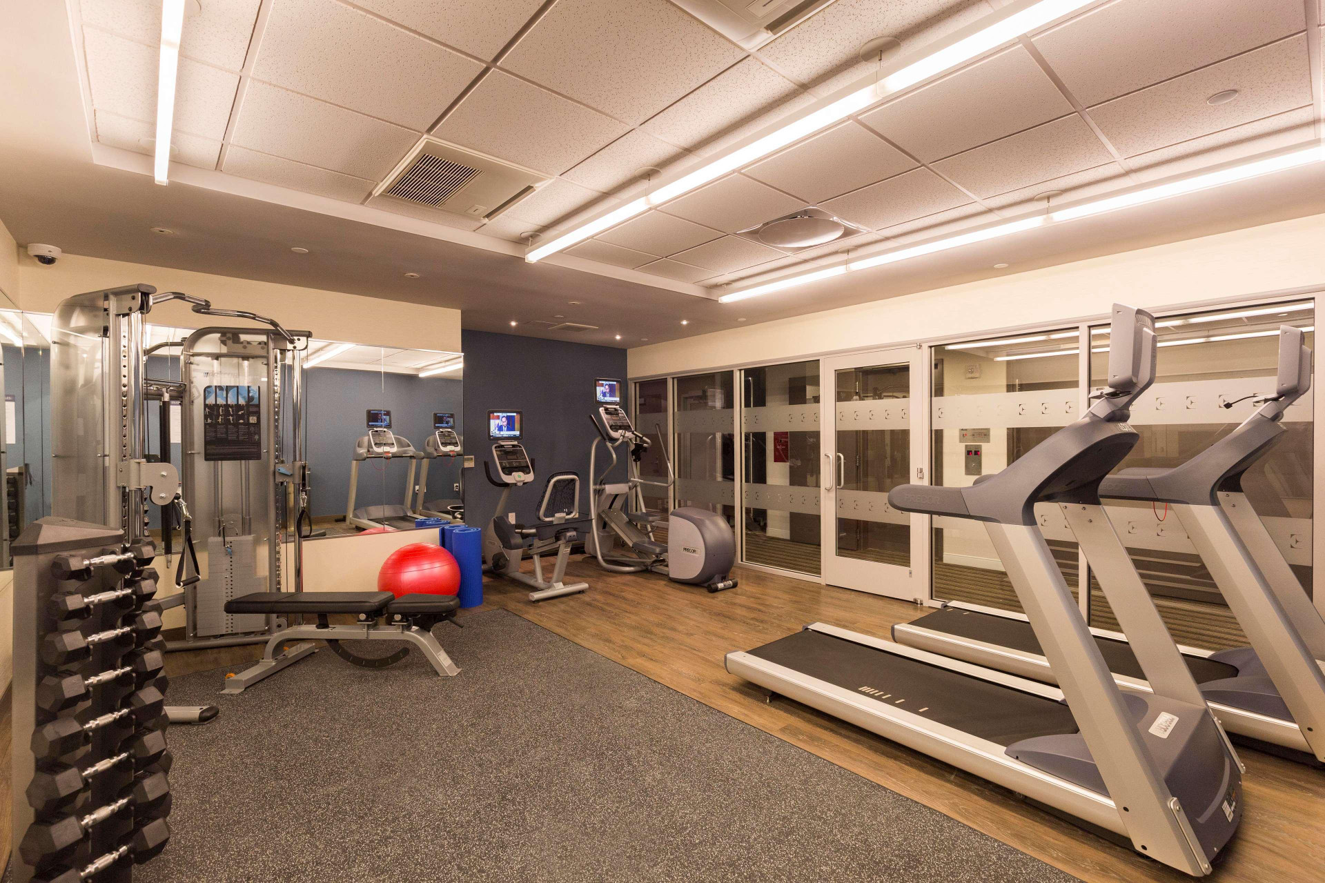 Instalaciones Recreativas Edge Hotel