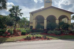 Alojamiento - Days Inn by Wyndham Sarasota I-75