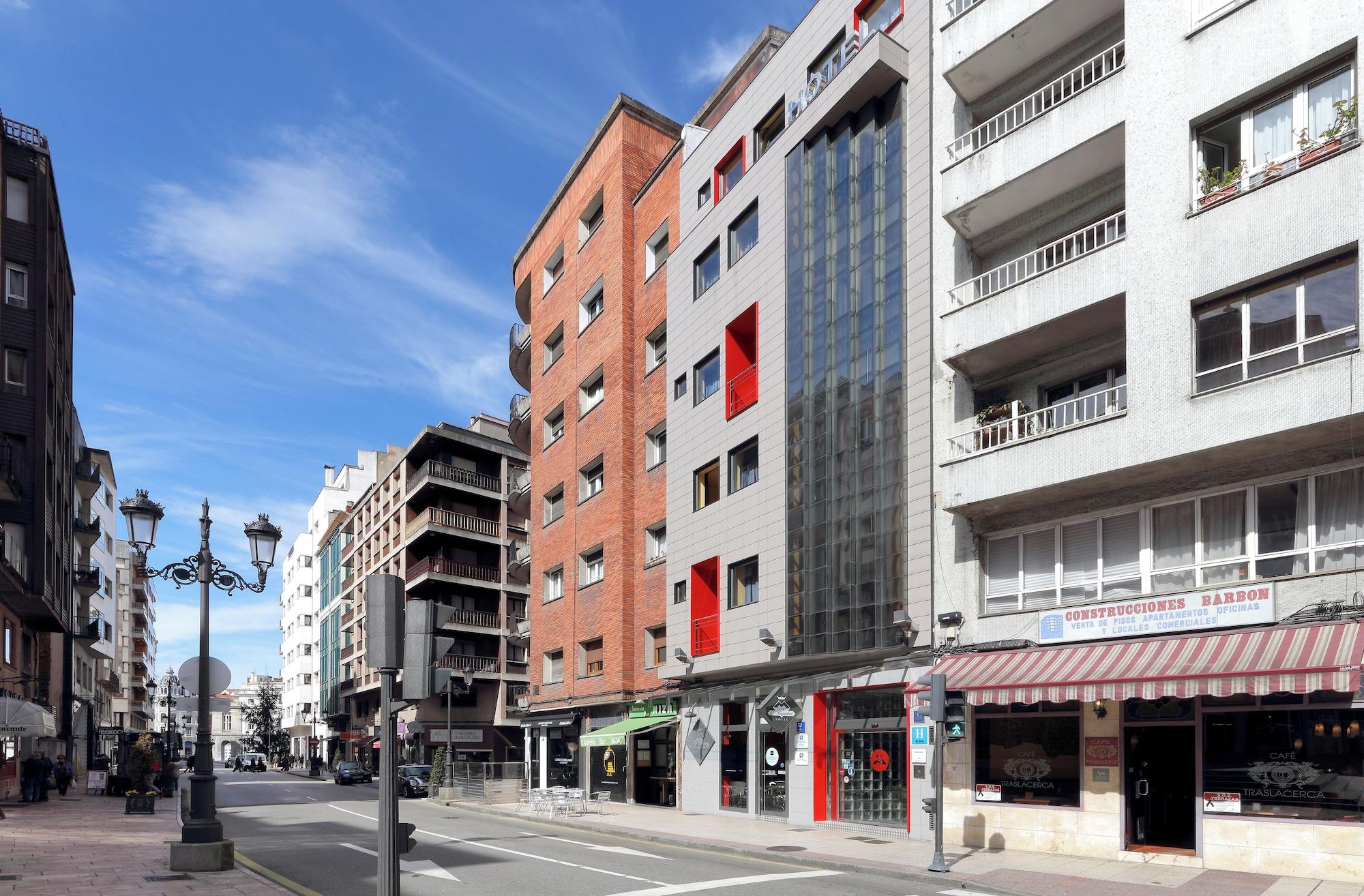 Vista Exterior Exe Hotel El Magistral