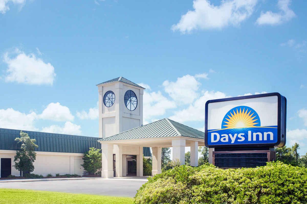 Vista Exterior Days Inn by Wyndham Metter
