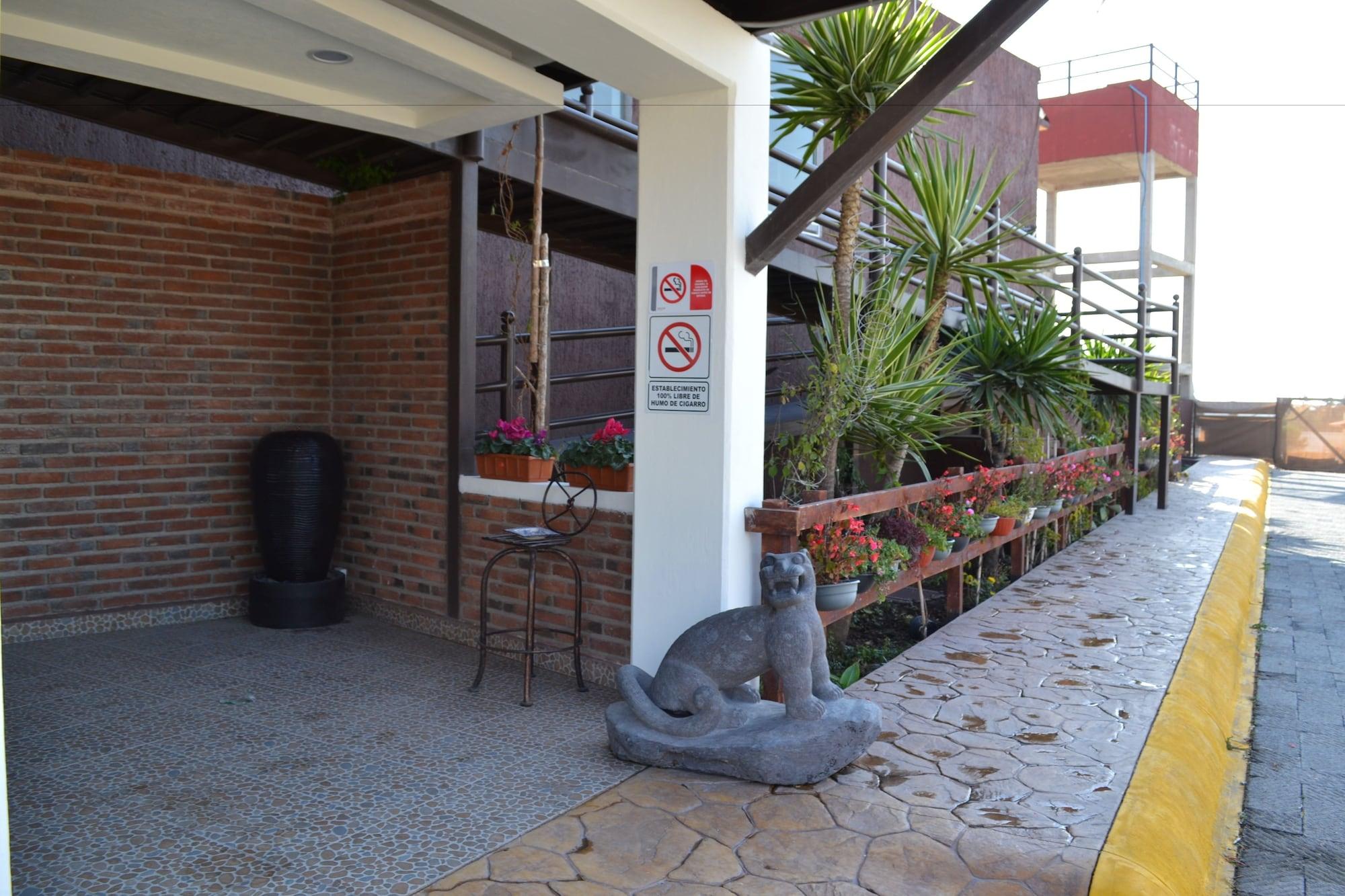 Bar/Salón Hotel Teotihuacan