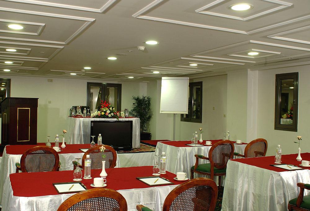 Restaurant Al Madinah Harmony Hotel