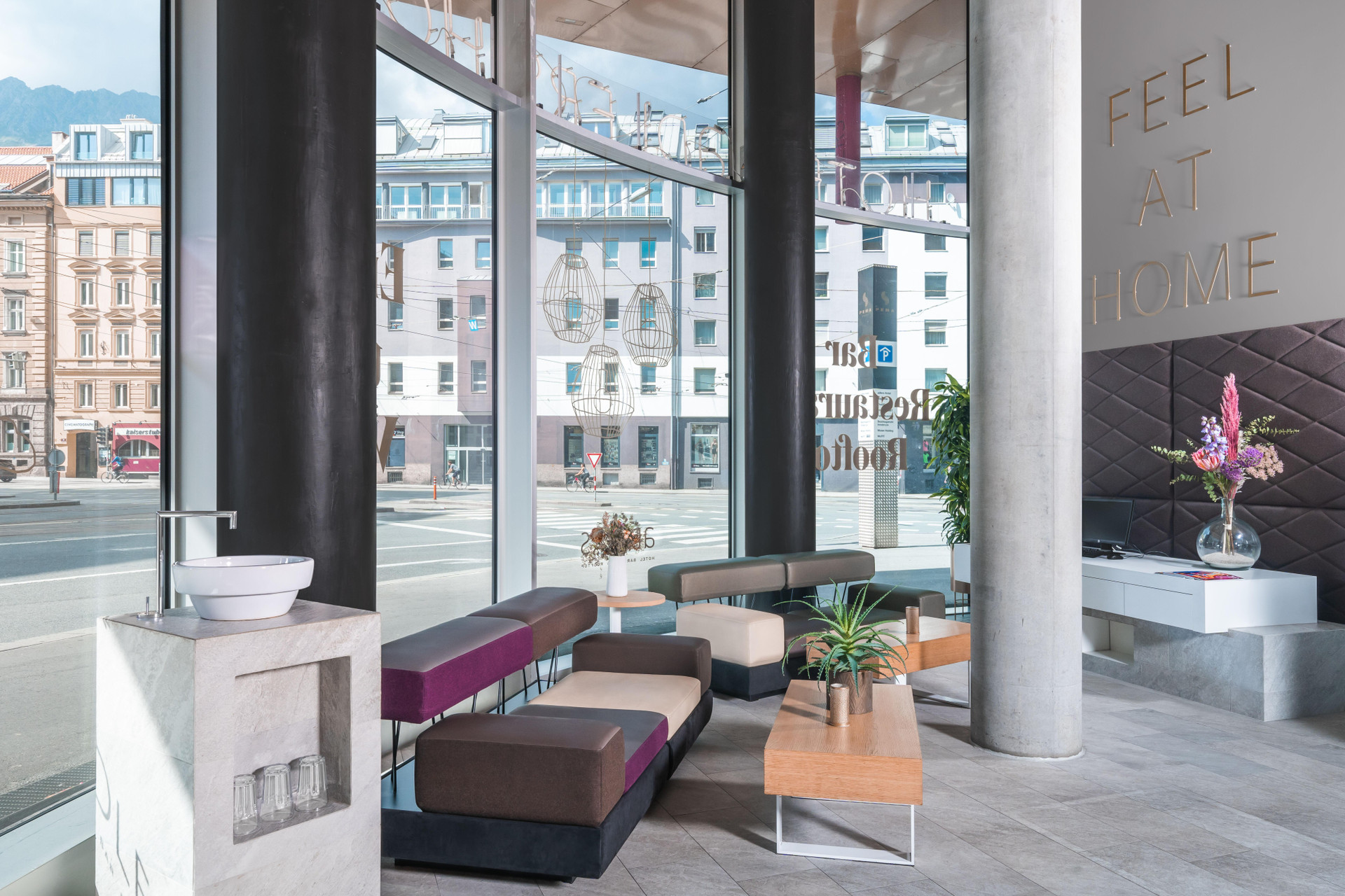 Vista Lobby ADLERS Hotel