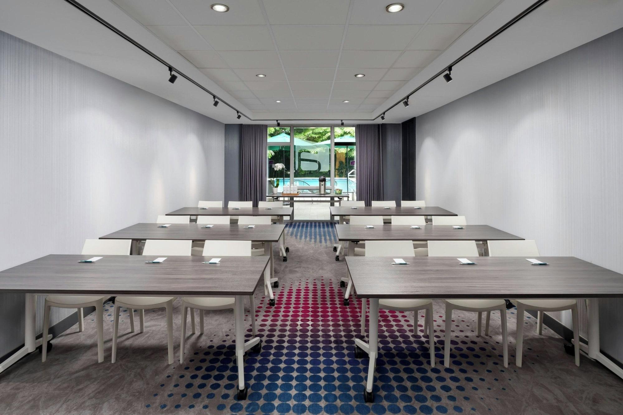Sala de Reuniones Aloft by Marriott Miami - Brickell