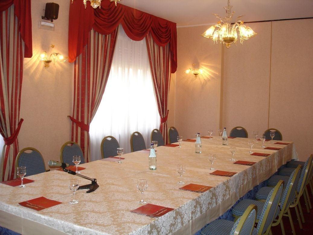 Sala de Reuniones Grand Hotel Certosa