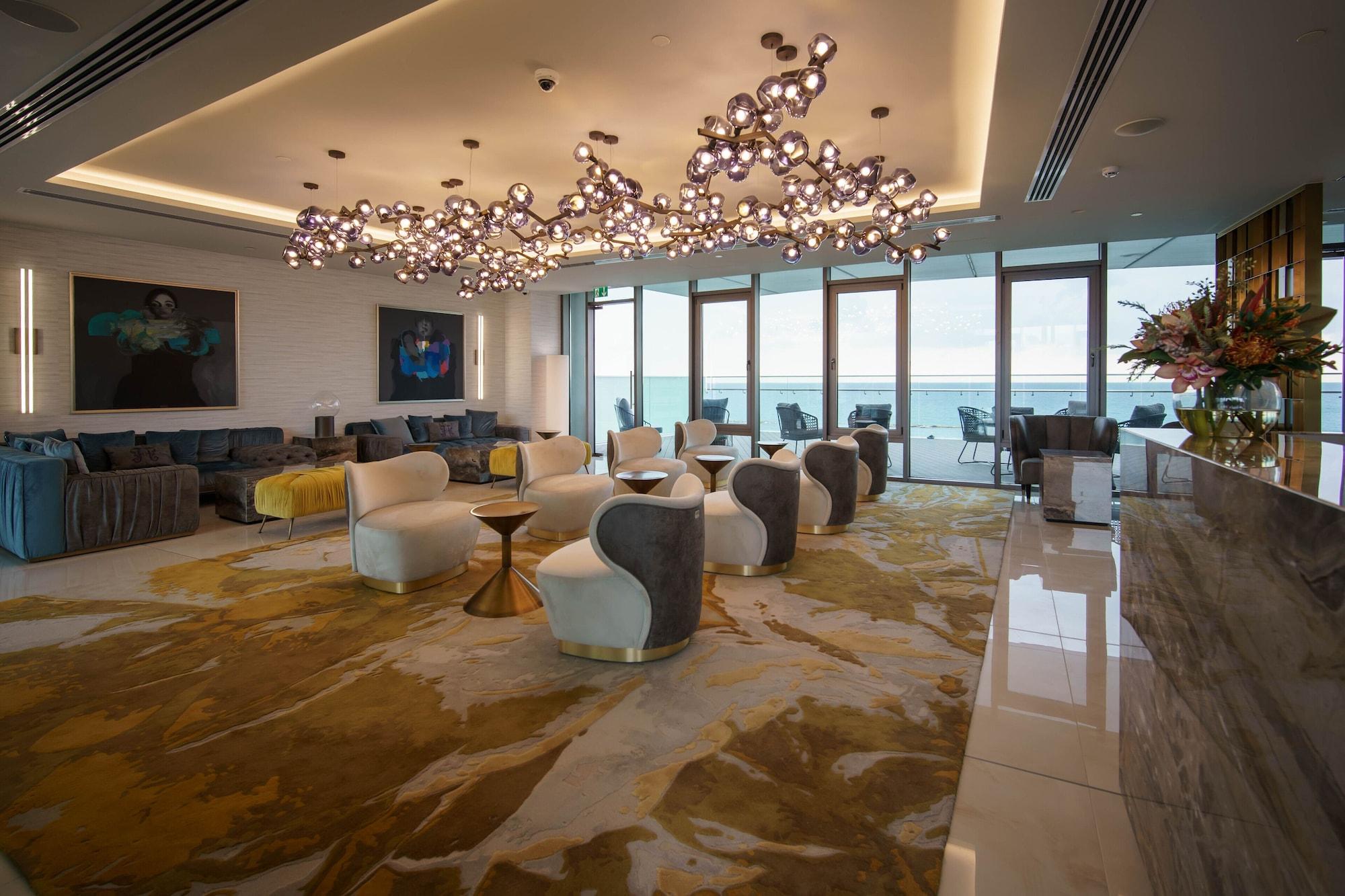 Vista Lobby Limassol Del Mar