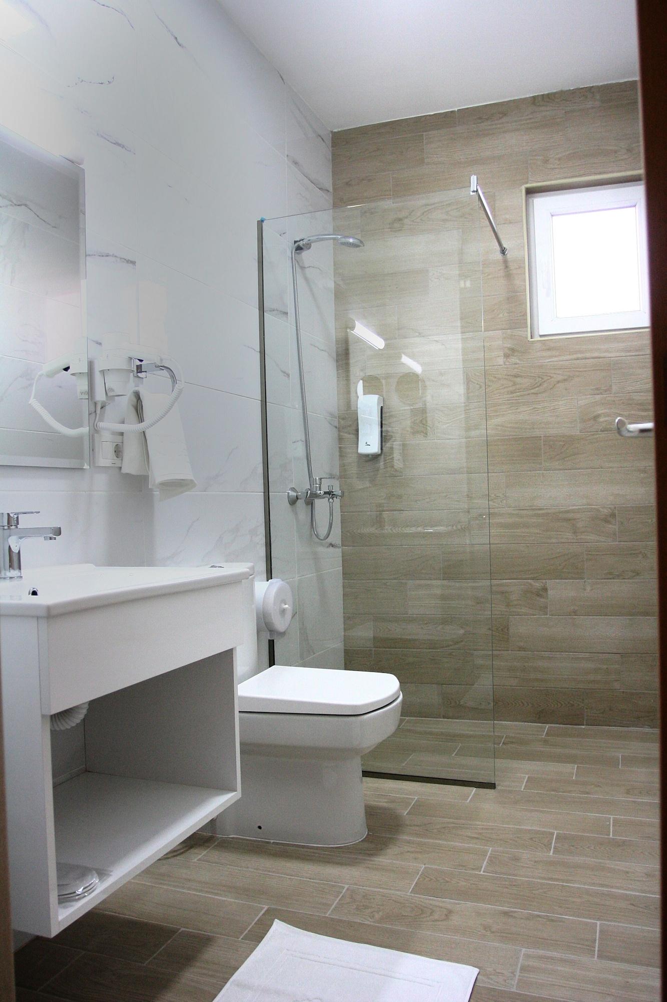 Equipamiento de Habitación Hotel DOA