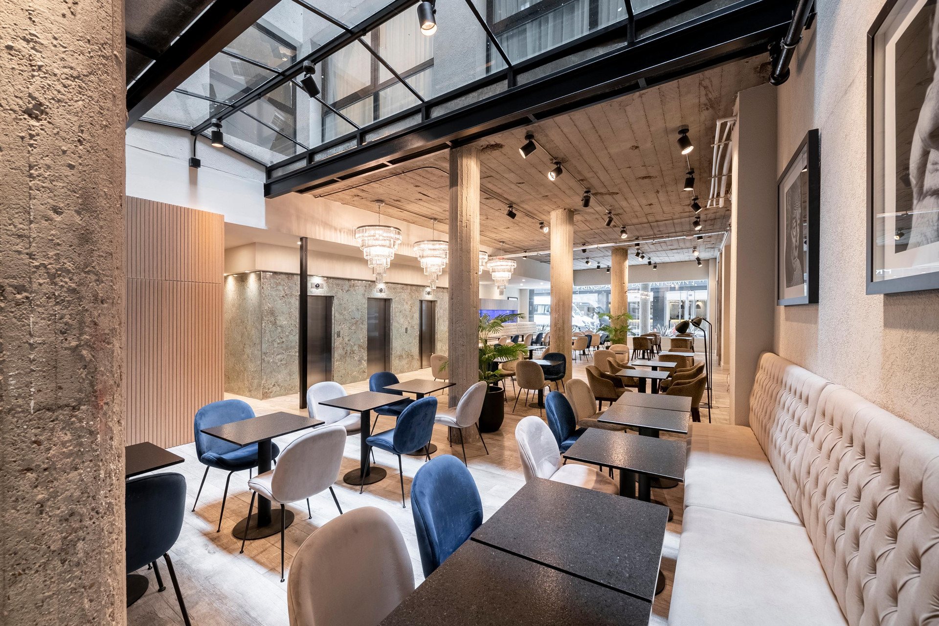 Restaurant Efe Hotel & Cowork