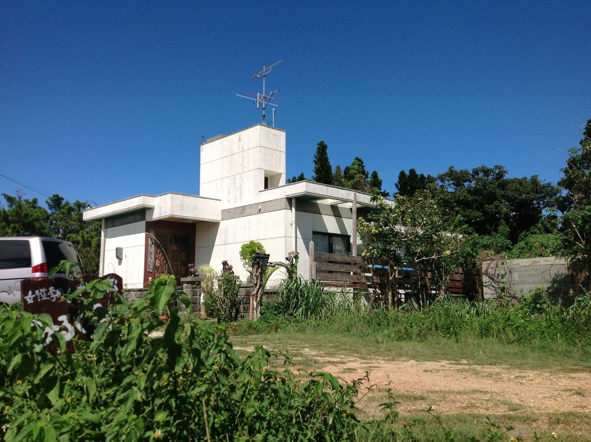 Vista Exterior Milk-ya Guest House - Caters to Women only