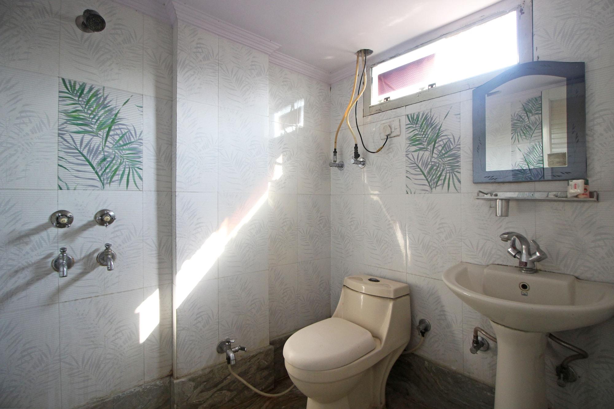 Equipamiento de Habitación OYO 7147 Hotel Madhur Regency