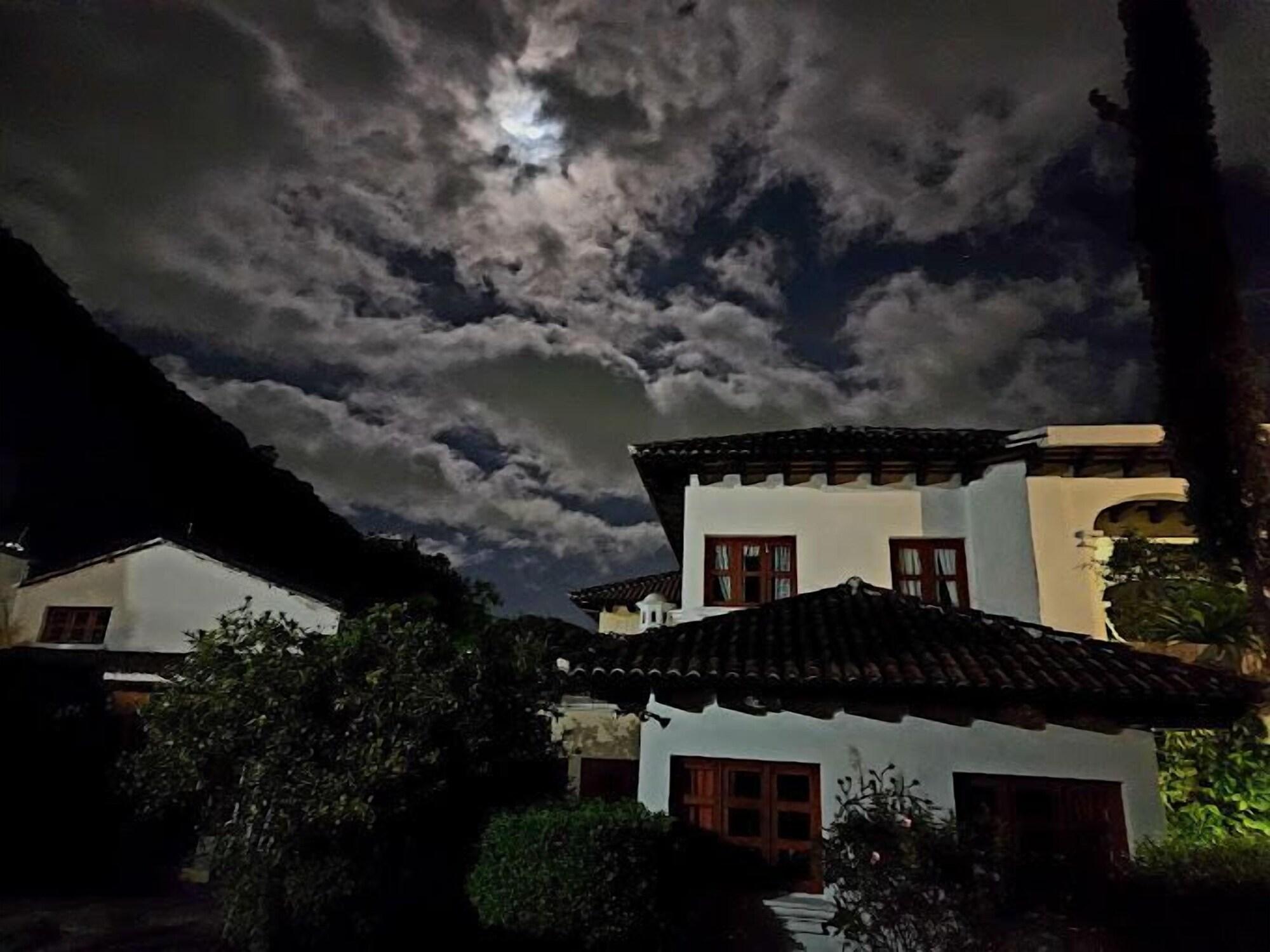 Vista Exterior Hostal Casa Buho