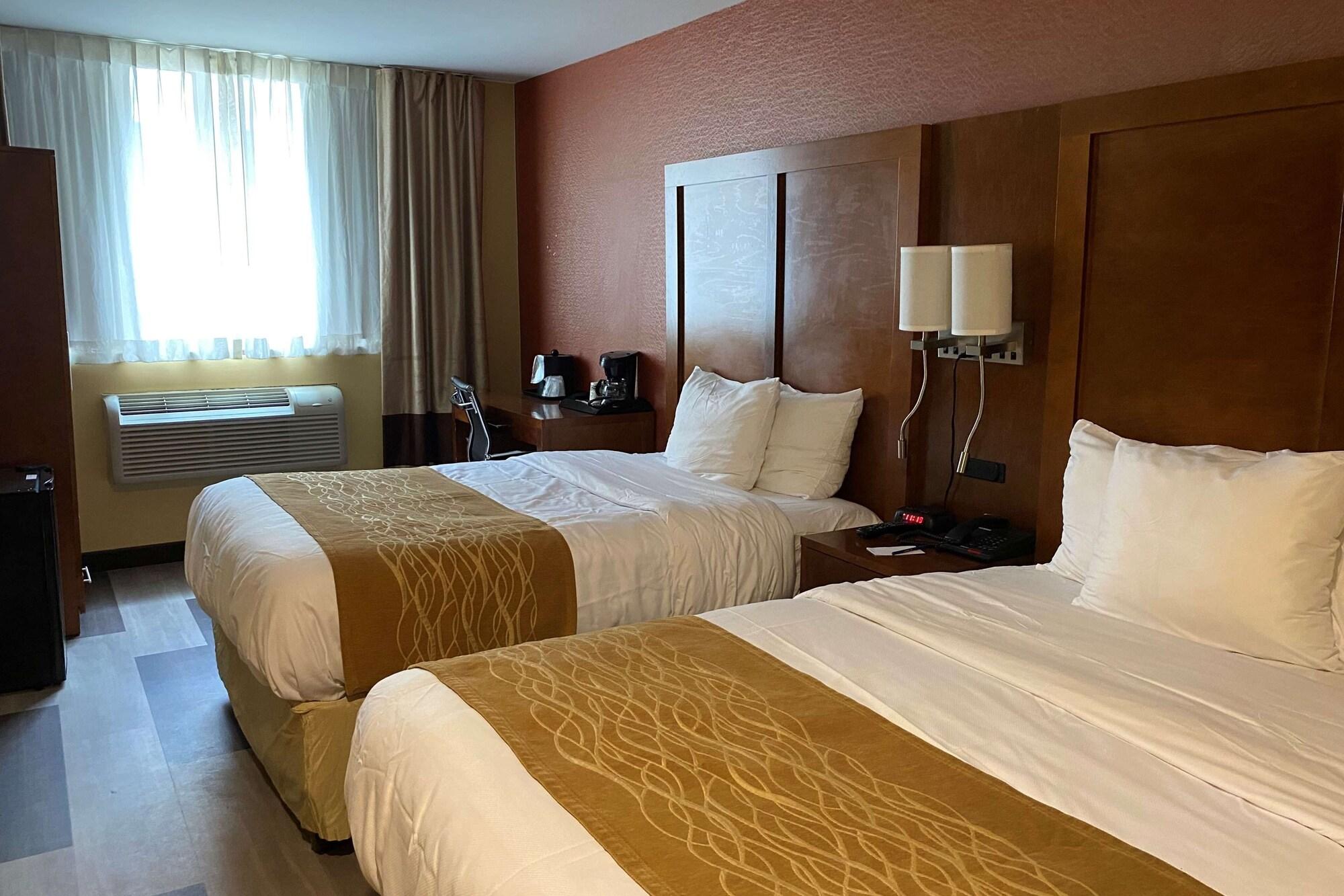 Varios Ramada by Wyndham New York Times Square West