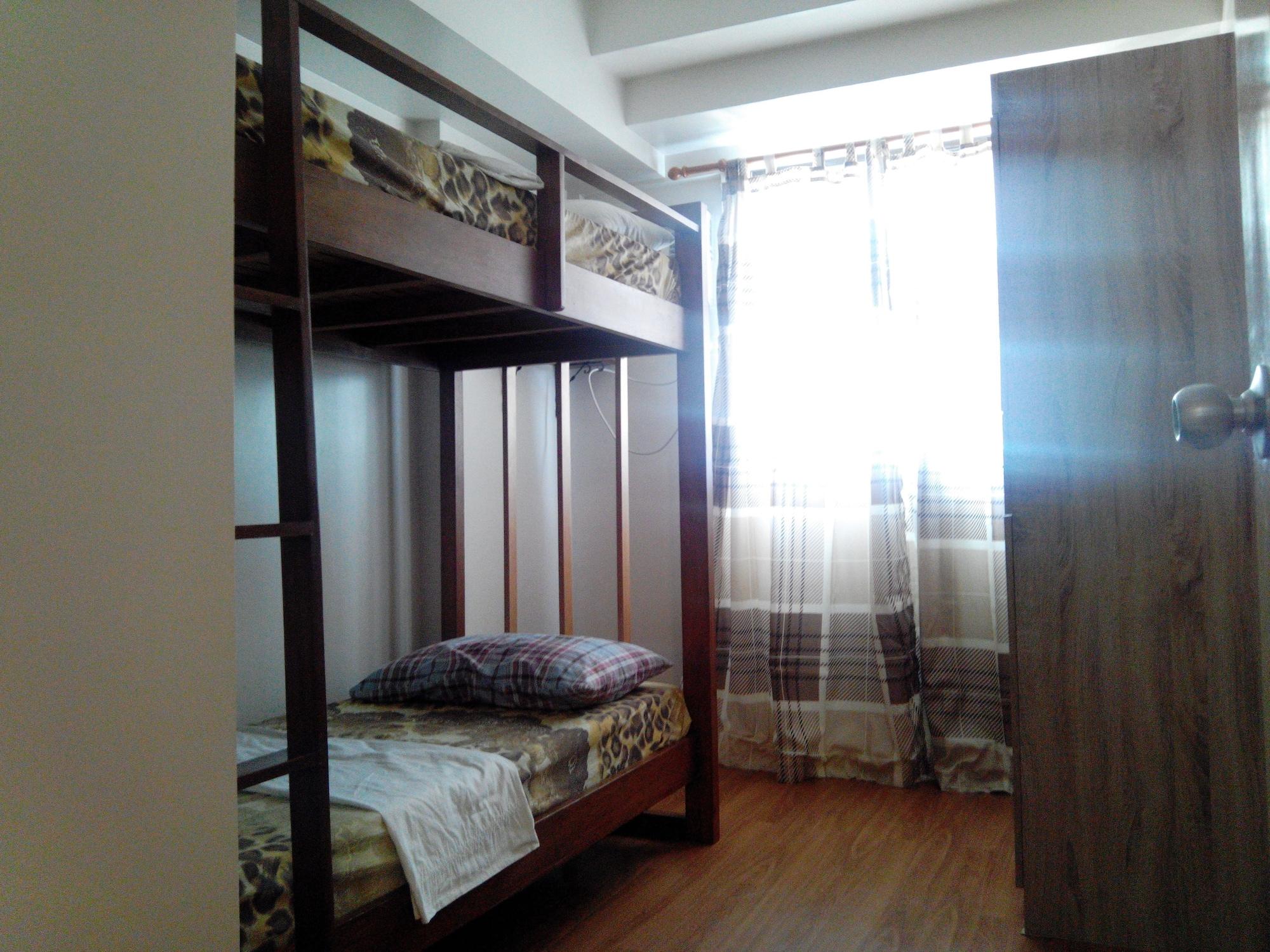 Habitación Camella Northpoint Condominium by Diamond Star Management Services