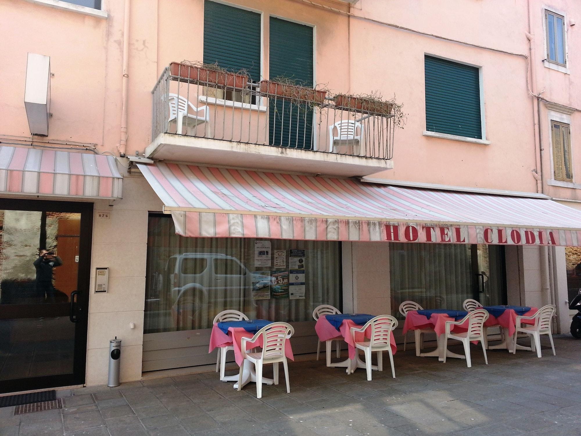 Vista Exterior Hotel Clodia