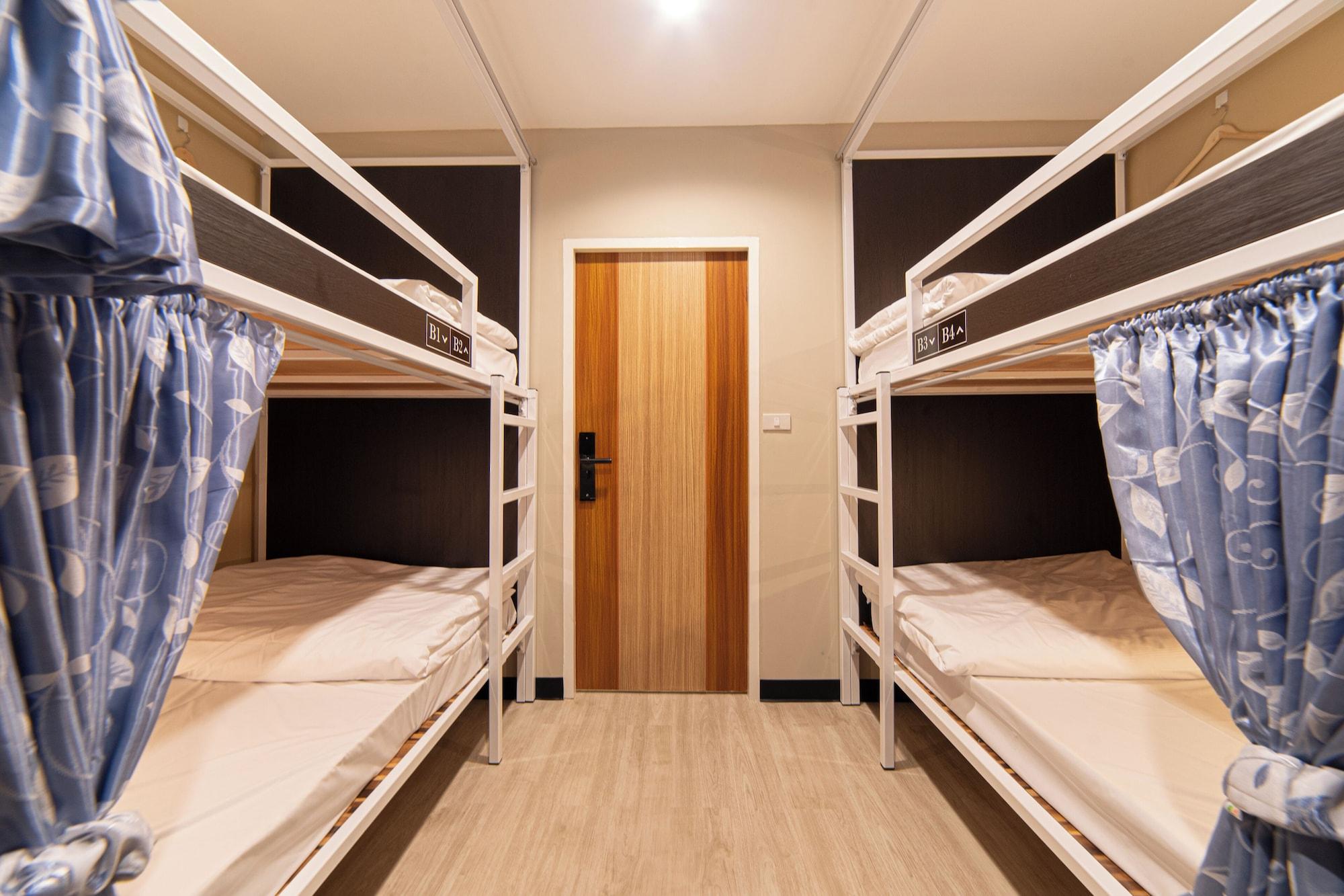 Equipamiento de Habitación Napa Hostel Samrong Station