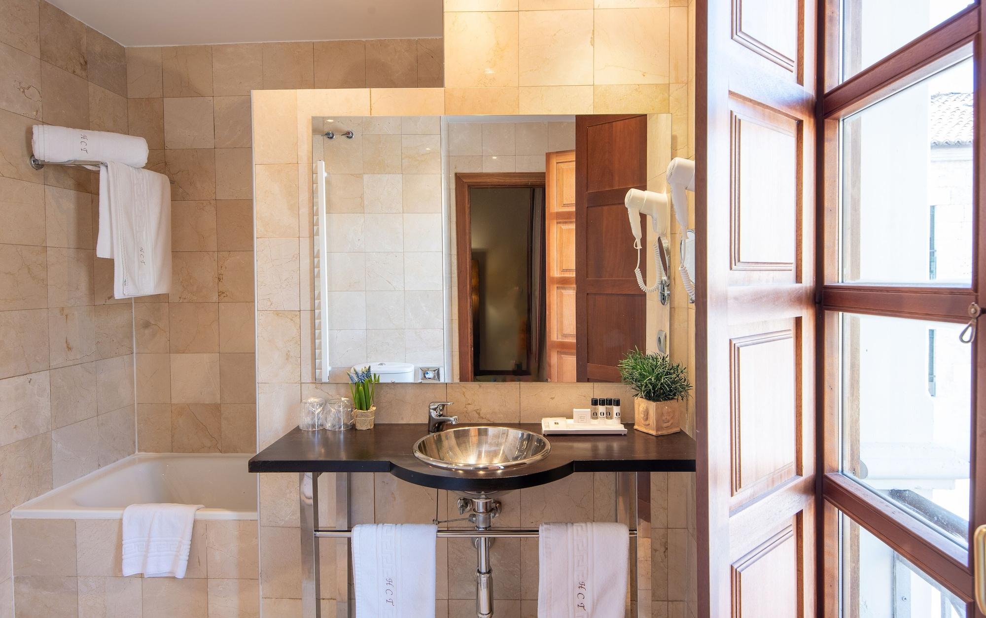 Equipamiento de Habitación Hospedium Hotel Casino del Tormes