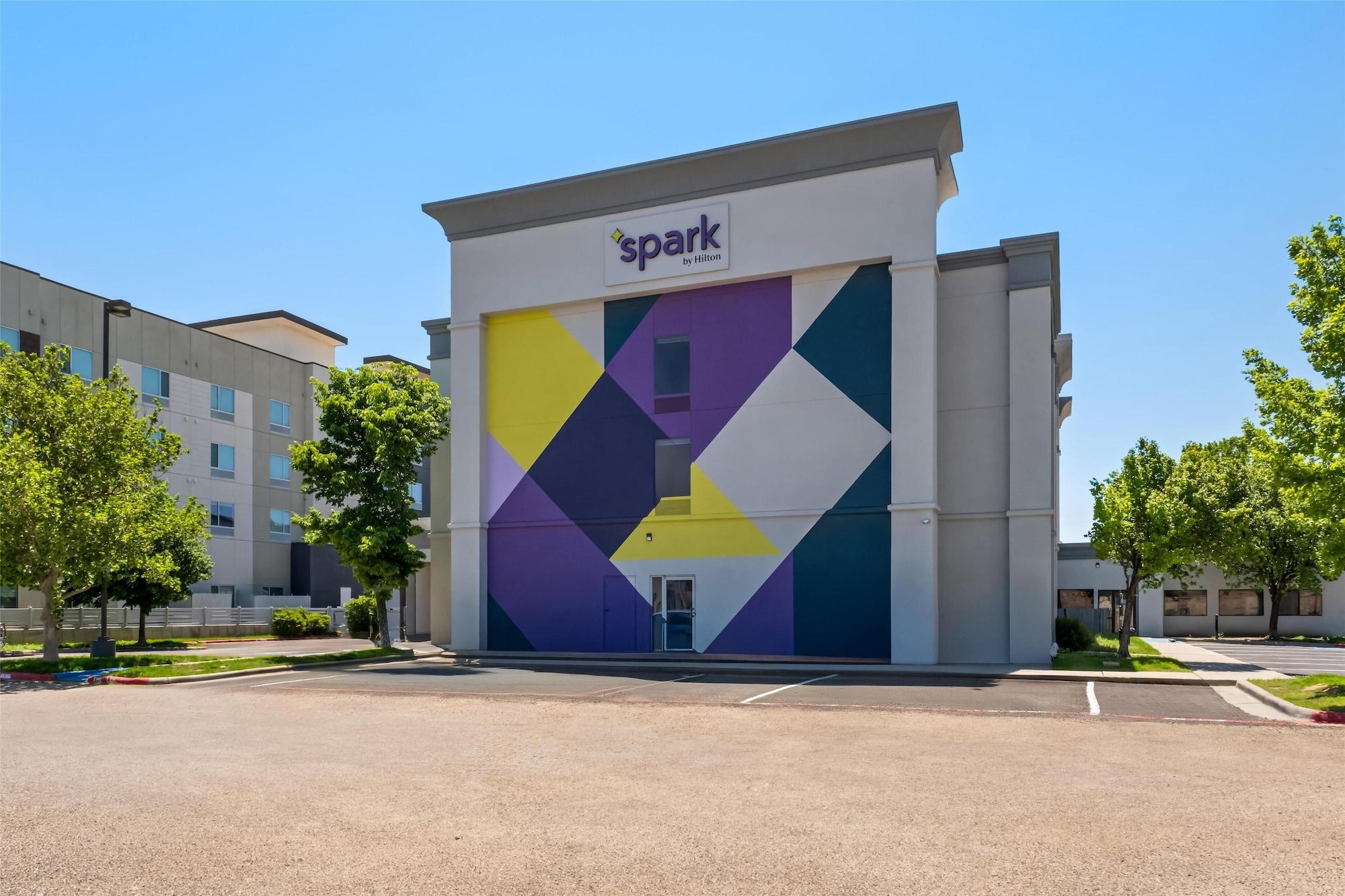 Vista Exterior Spark by Hilton Amarillo West Medical Center