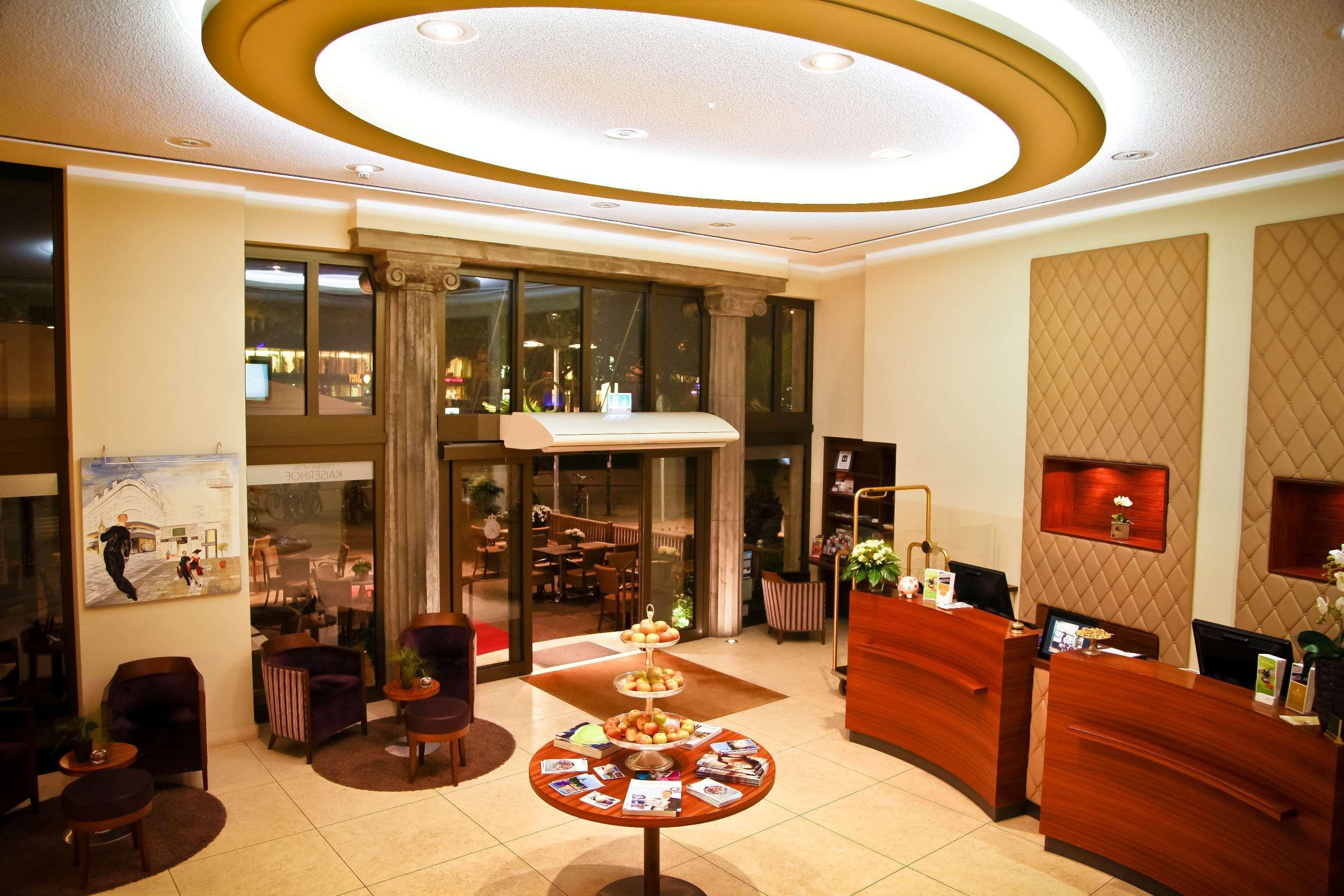Vista Lobby Central-Hotel Kaiserhof