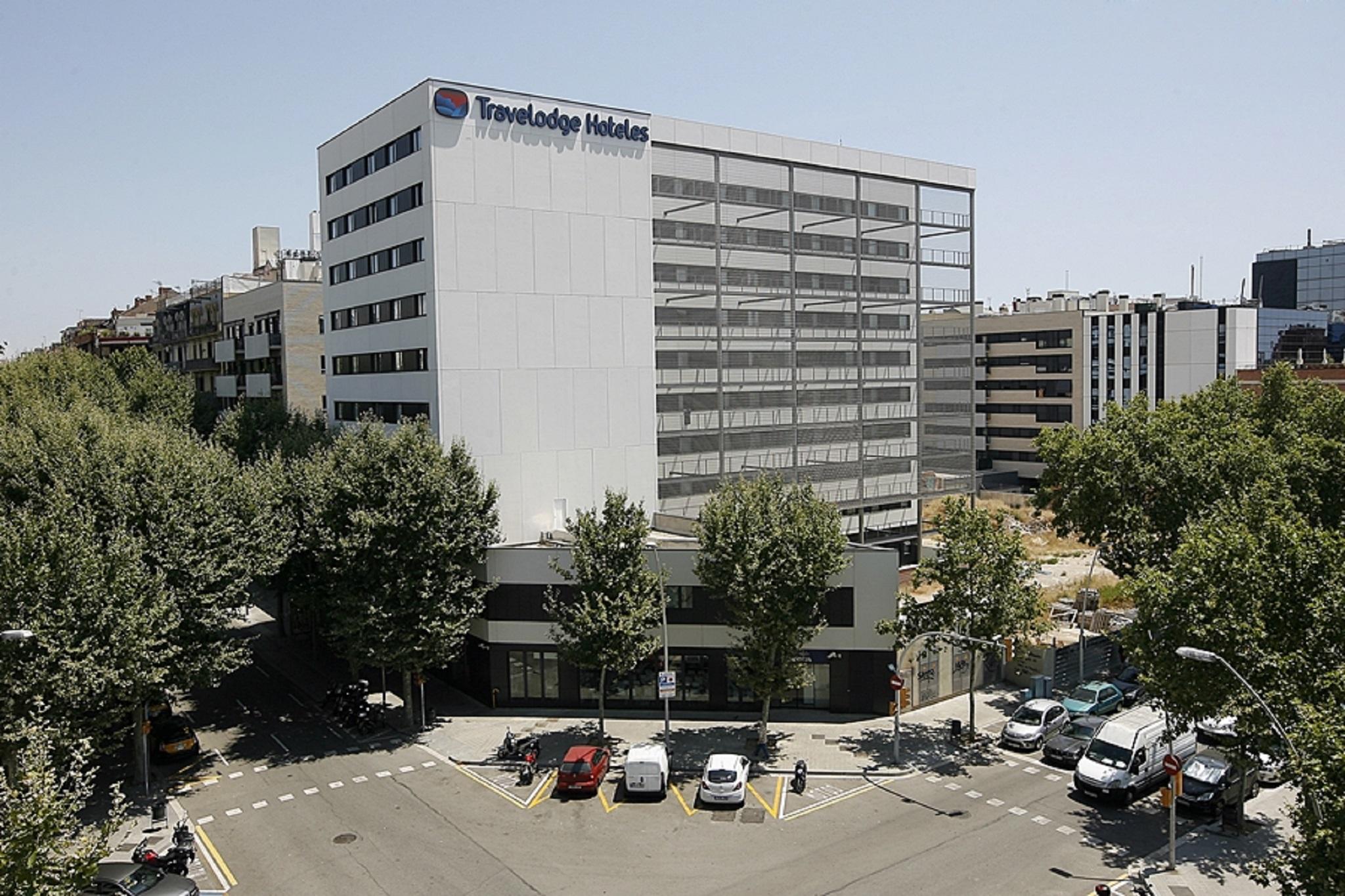 Vista Exterior Travelodge Barcelona Poblenou