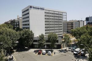 Hospedagens - Travelodge Barcelona Poblenou