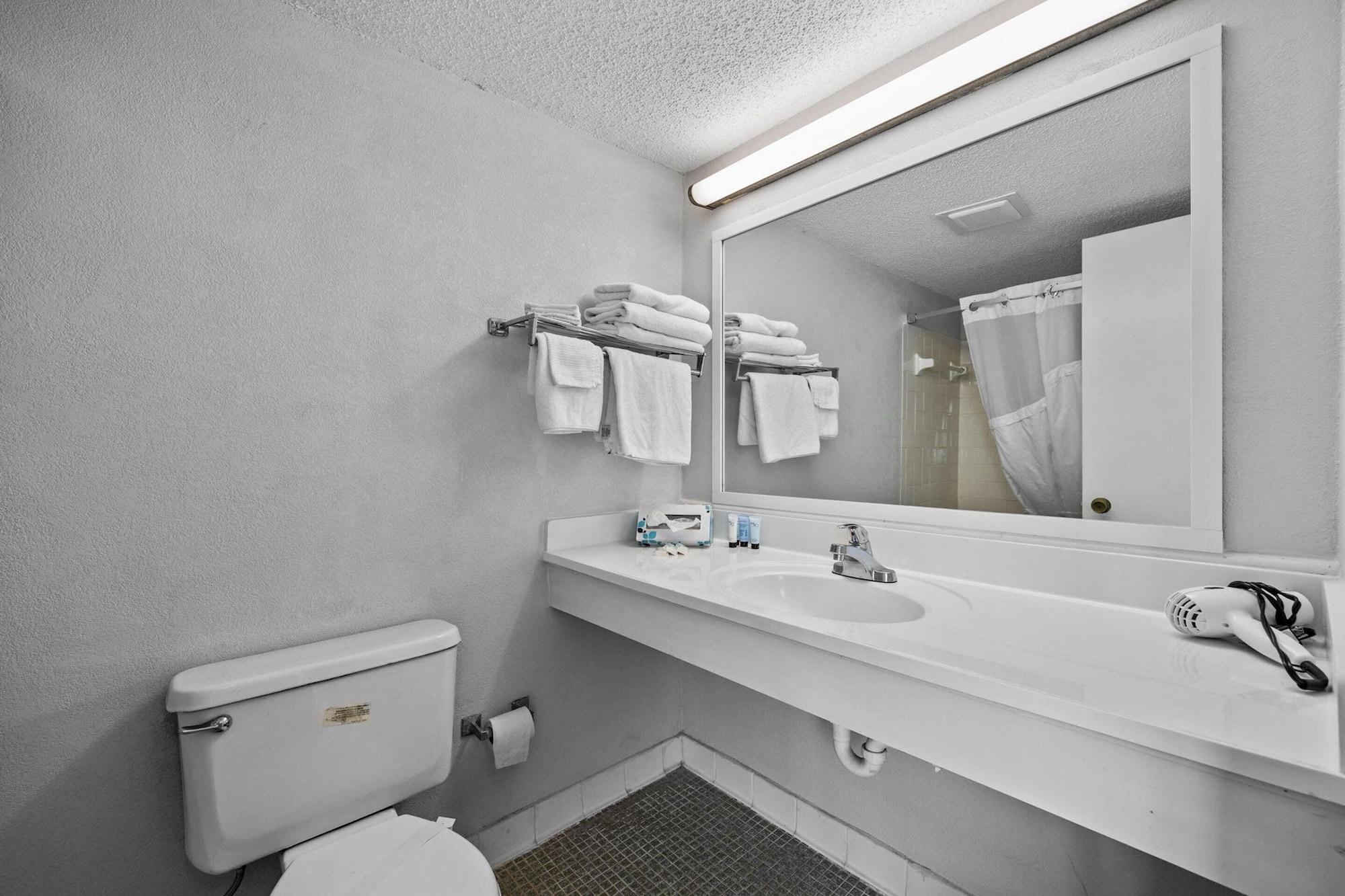 Equipamiento de Habitación Oasis Hotel