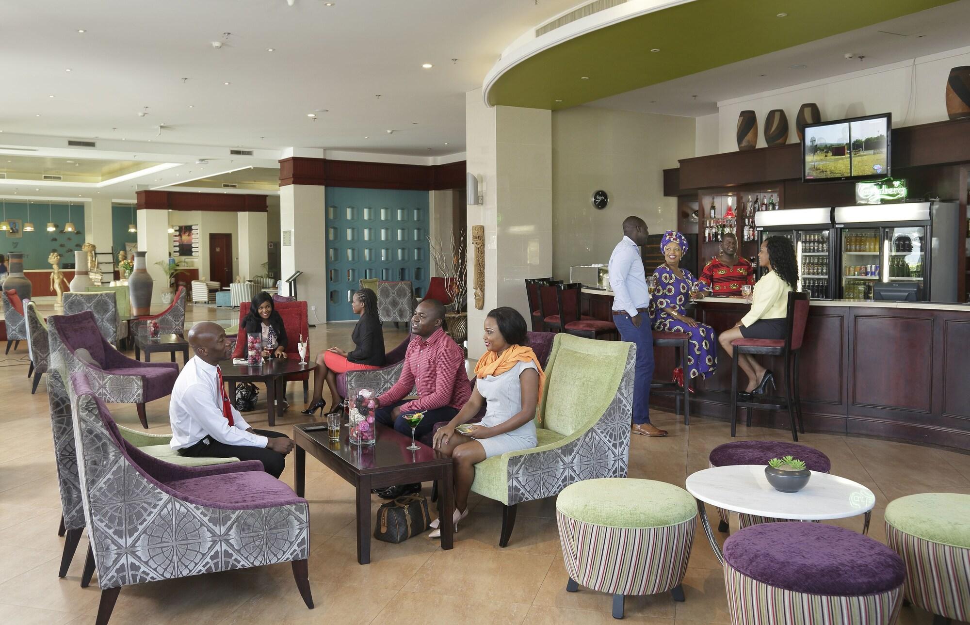 Vista Lobby President Hotel