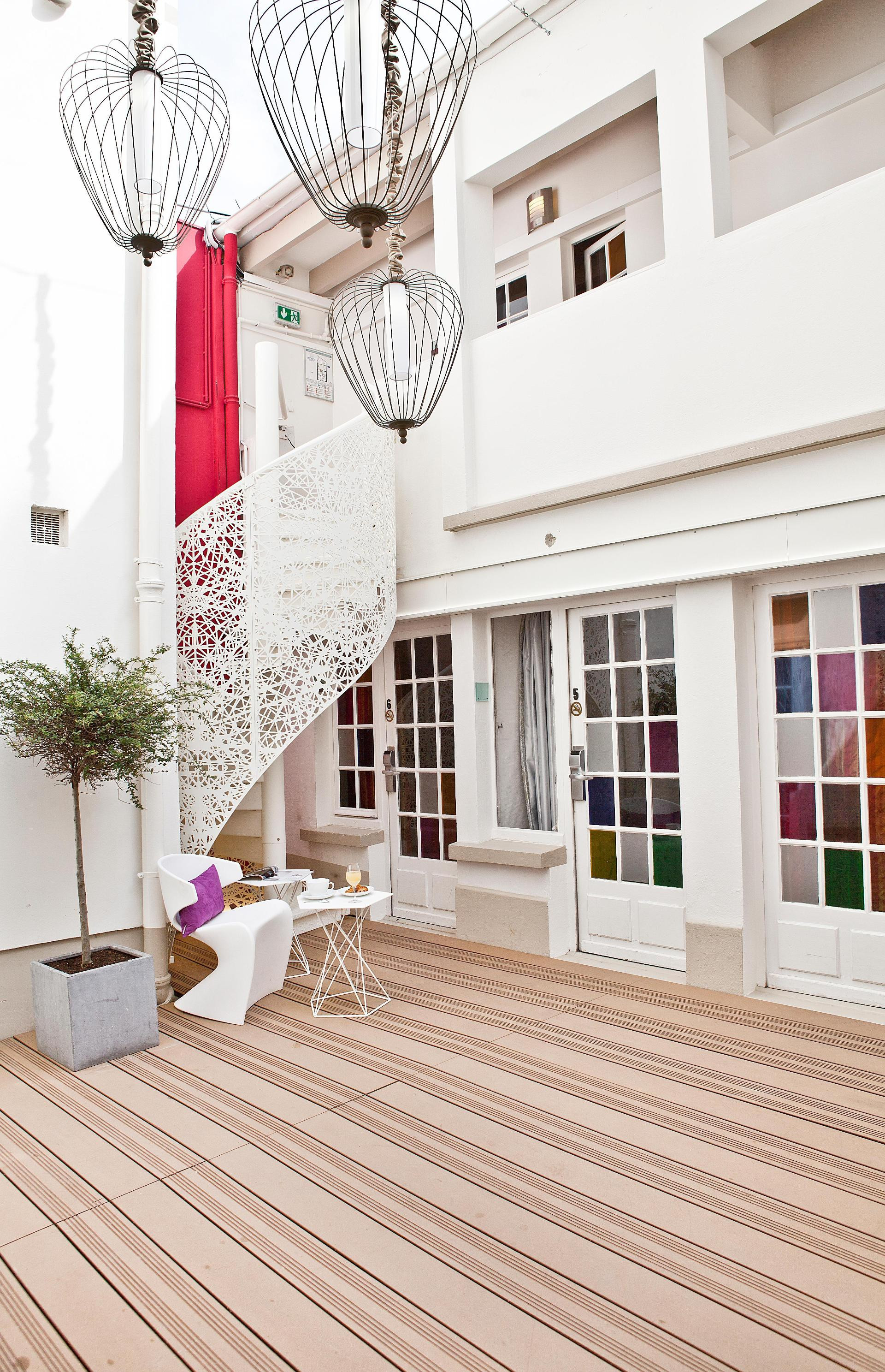 Varios Hotel Eiffel Segur