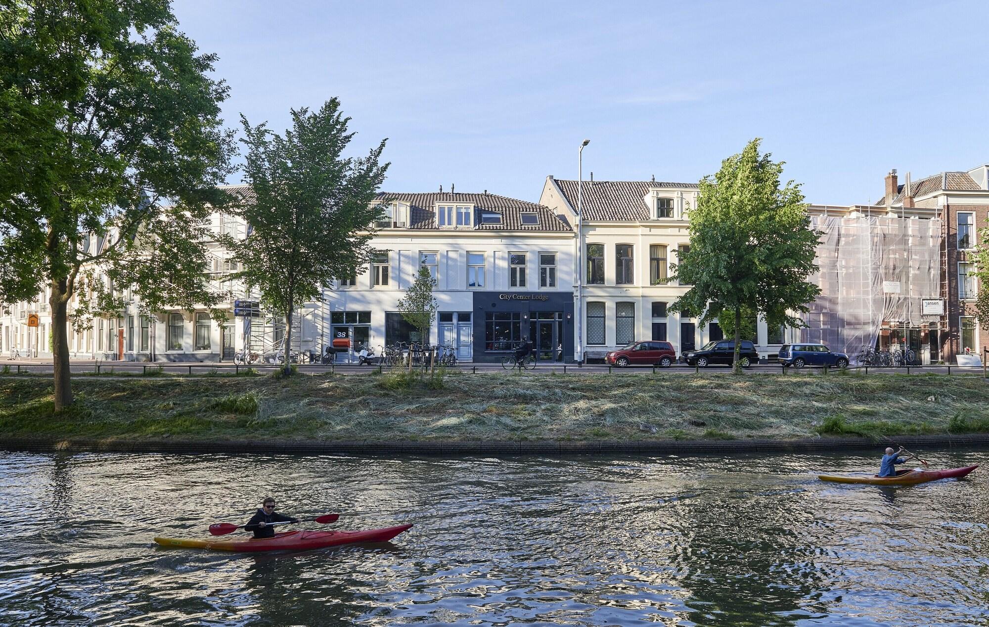 Vista Exterior City Center Lodge Utrecht