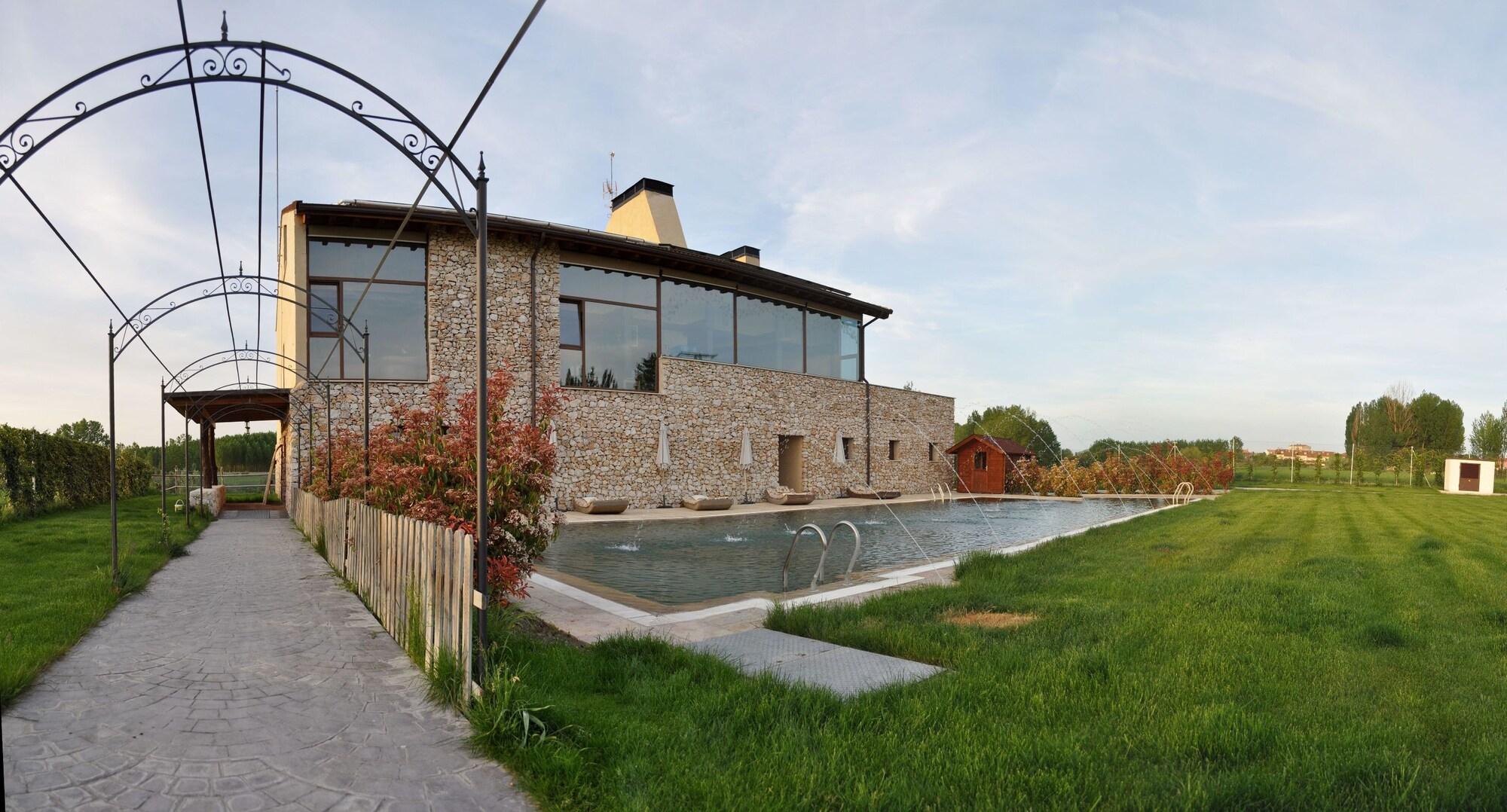 Vista Exterior Hotel con encanto - SPA Kinédomus Bienestar