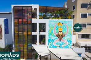 Alojamiento - Nomads Hotel & Rooftop pool