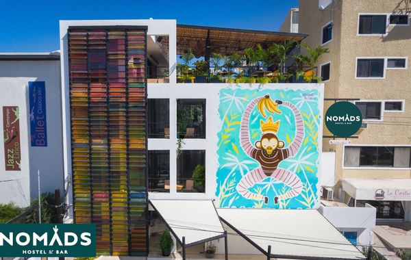 Nomads Hotel & Rooftop pool - Hoteles económicos en Cancún, México