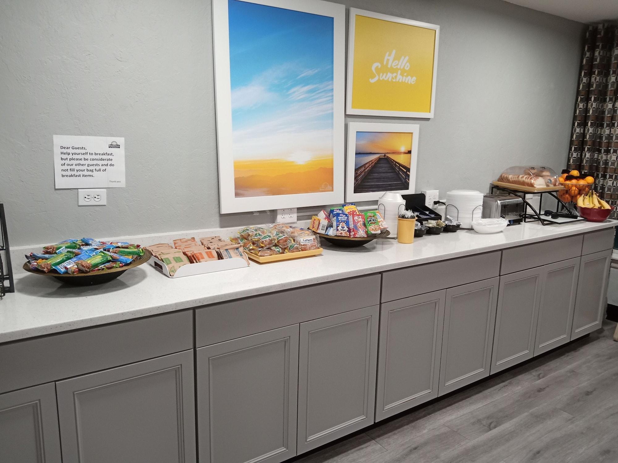Restaurant Days Inn by Wyndham Port Charlotte/Punta Gorda