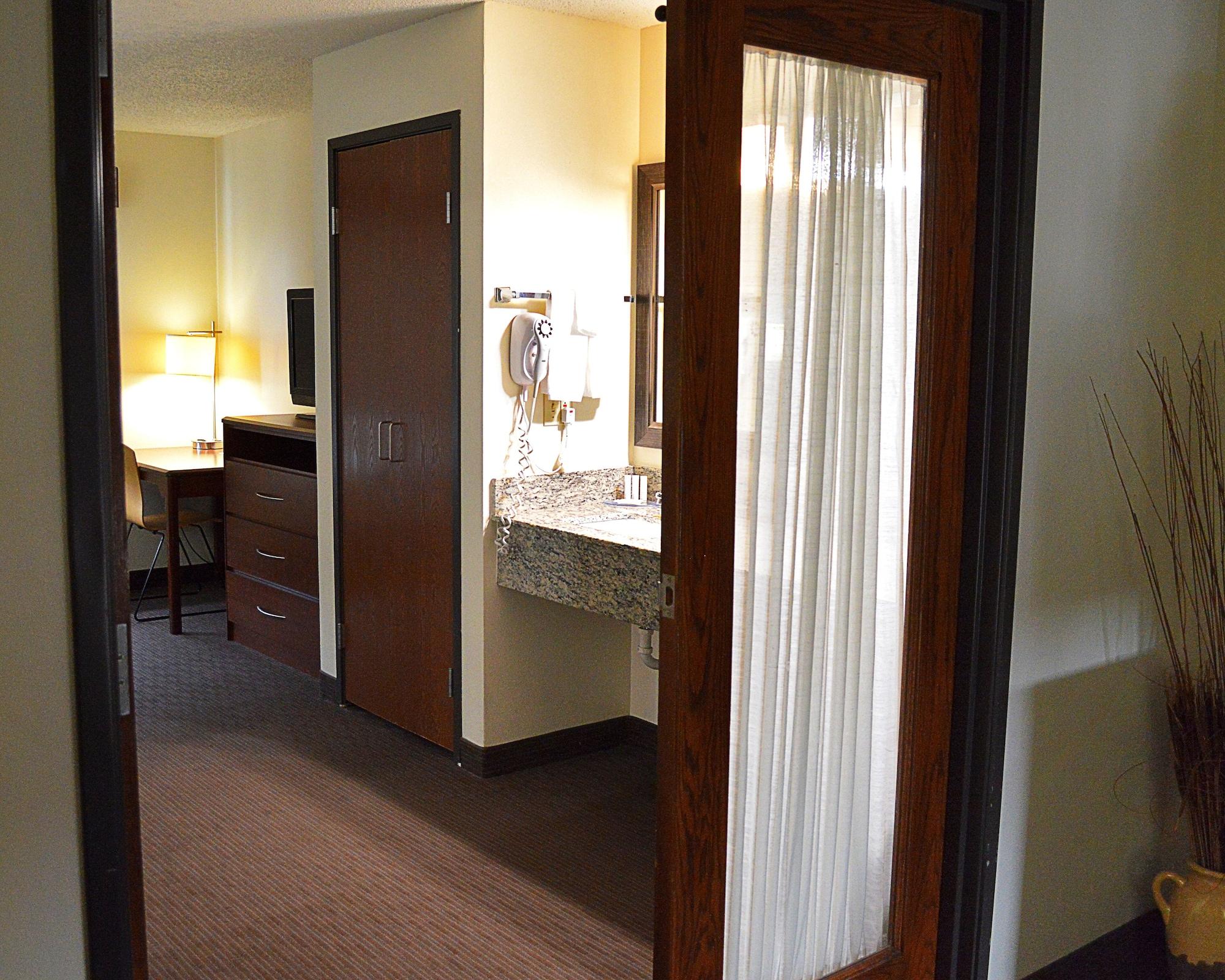 Habitación AmericInn by Wyndham Spencer