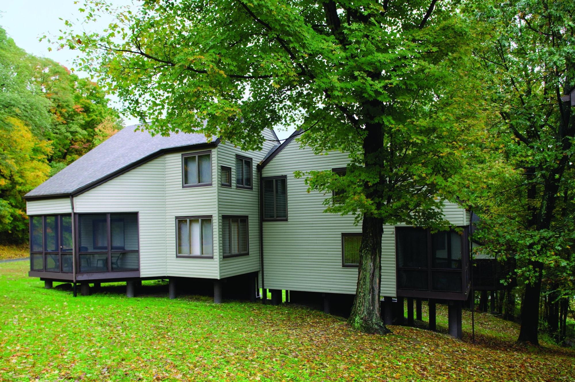 Vista Exterior Shawnee Village Resort