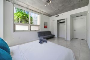 Alquiler Vacacional - Awesome Family Apt W Pool Midblock Miami