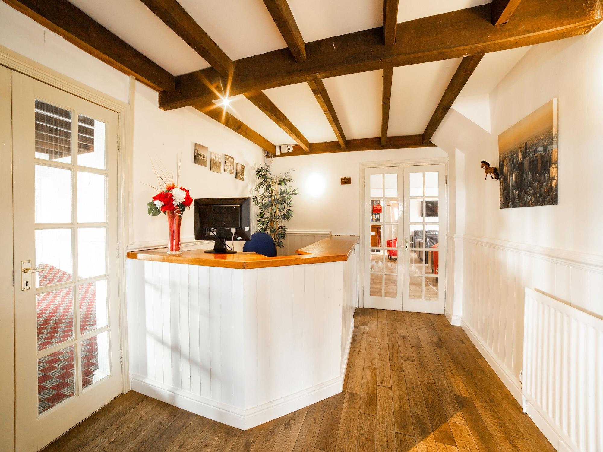 Vista Lobby OYO White Horse Lodge Hotel, East Thirsk