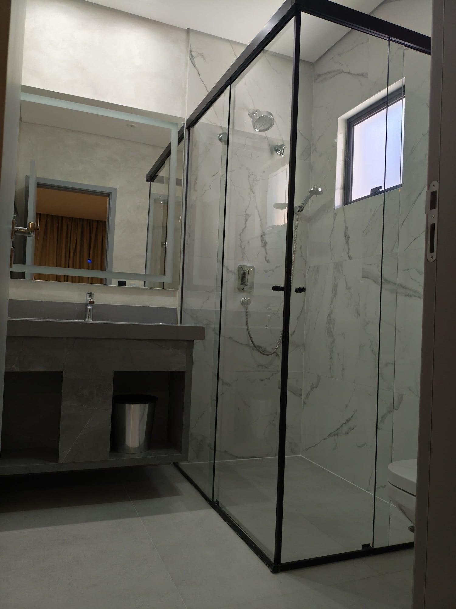 Comodidades do quarto POUSADA BIG BEAR 2