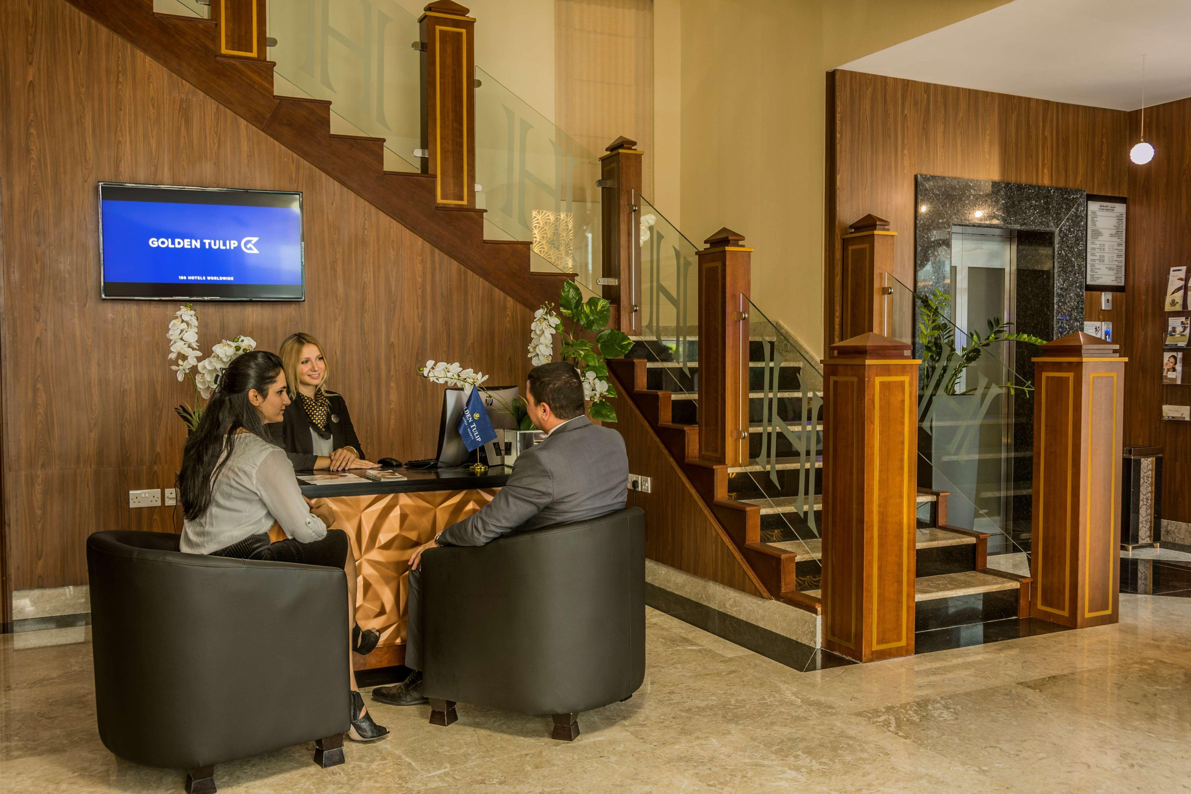 Vista Lobby Golden Tulip Headington Ruwi