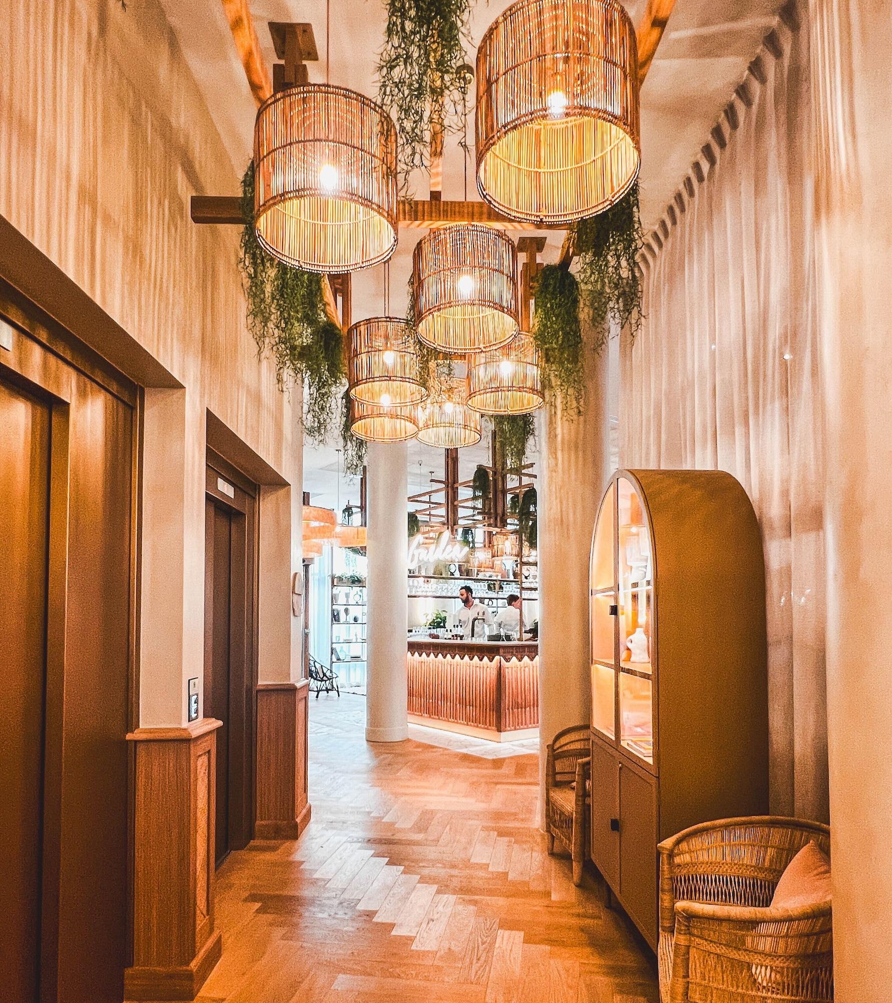 Vista Lobby Bloom House Hotel & SPA