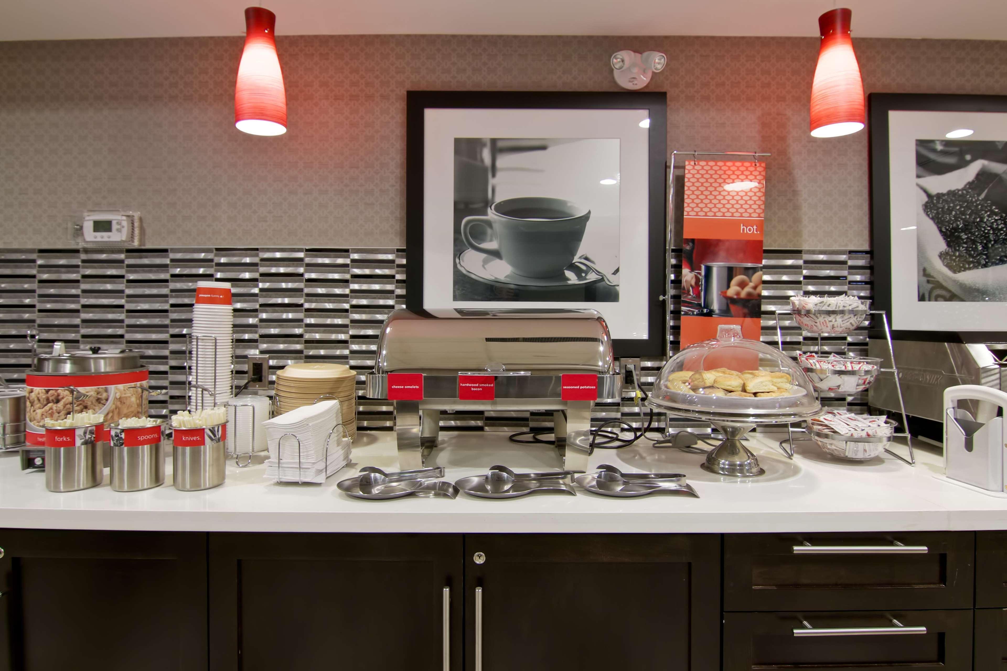Restaurant Hampton Inn & Suites by Hilton Toronto Markham