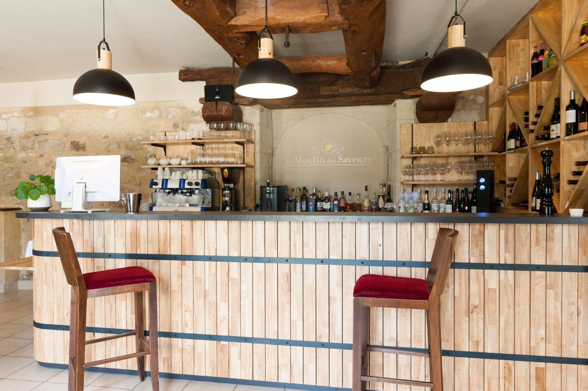 Bar/Salón Domaine de Presle Saumur, The Originals Relais