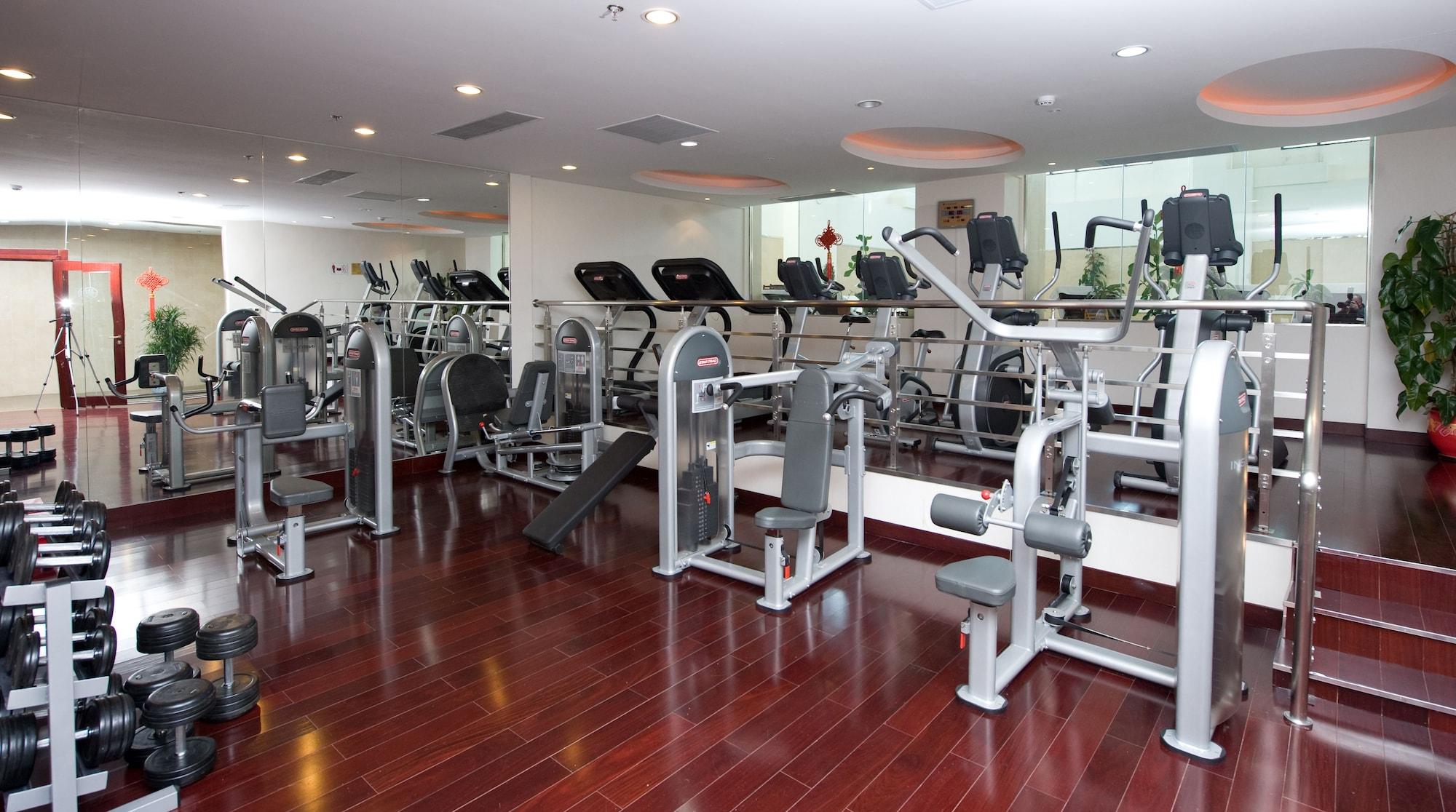 Gimnasio Beijing Palace Soluxe Hotel Astana