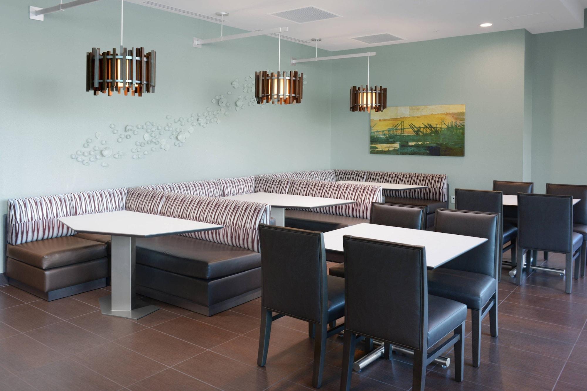 Restaurant Residence Inn by Marriott Downtown Long Beach