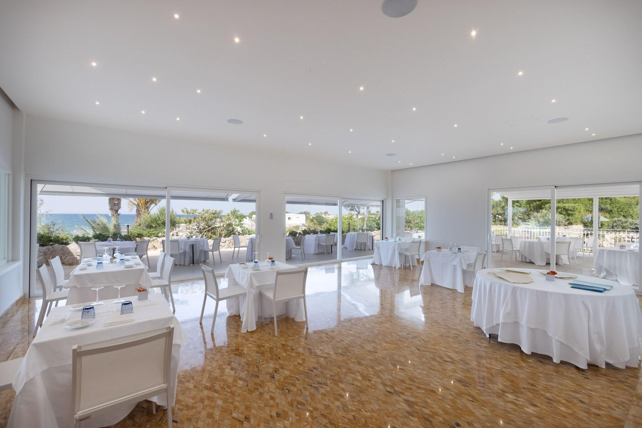 Restaurant Grotta Palazzese Beach Hotel
